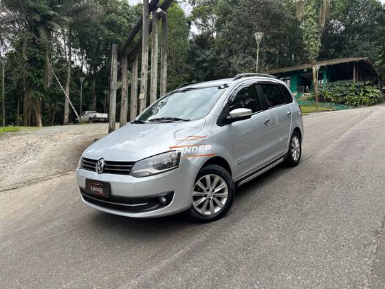 VOLKSWAGEN SPACEFOX 1.6 MI SPORTLINE 8V FLEX 4P MANUAL VOLKSWAGEN SPACEFOX 1.6 MI SPORTLINE 8V FLEX 4P MANUAL